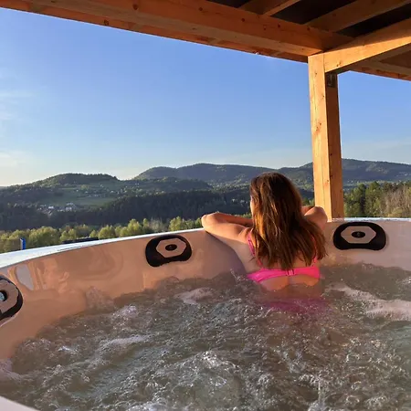 Kurza Lapka Holiday home *